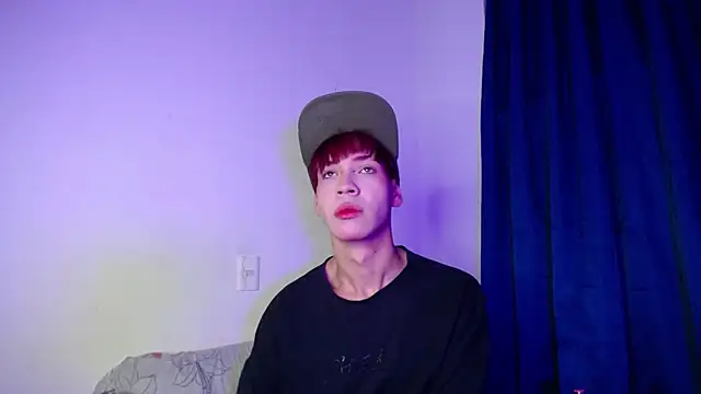 Snapshot of lucky_stricke chatting on March 28, 2026, 8:04 am lucky stricke online show from March 28, 2026, 8:04 am