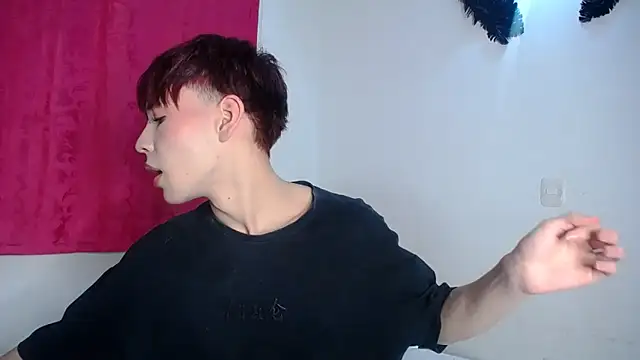 Snapshot of lucky_stricke chatting on November 26, 2025, 4:34 am lucky stricke online show from November 26, 2025, 4:34 am