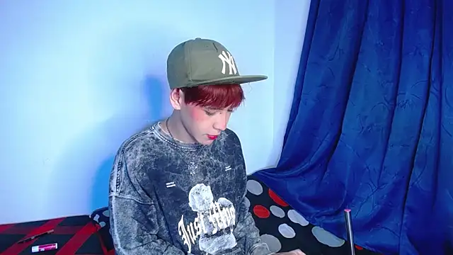 Snapshot of lucky_stricke chatting on March 21, 2026, 4:25 am lucky stricke online show from March 21, 2026, 4:25 am