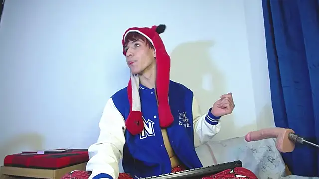 Snapshot of lucky_stricke chatting on March 22, 2026, 5:36 pm lucky stricke online show from March 22, 2026, 5:36 pm