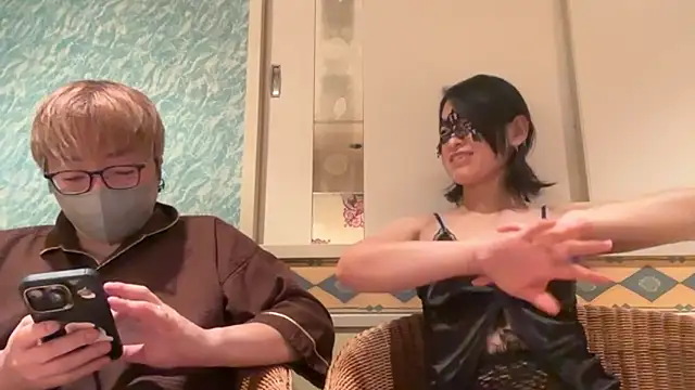 Snapshot of 21yuri27 chatting on November 10, 2025, 2:22 pm 21yuri27 online show from November 10, 2025, 2:22 pm