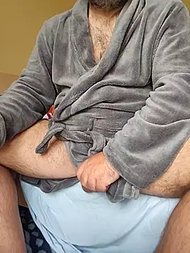 Nesch82 online show from March 22, 2026, 6:37 am