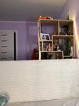 Snapshot of KassandraTress chatting on November 7, 2025, 3:05 pm KassandraTress online show from November 7, 2025, 3:05 pm