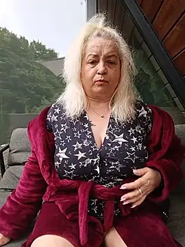 SquirtMilf00 online show from July 11, 2026, 10:15 am