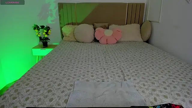 Erika bestboobs online show from April 26, 2026, 1:52 pm