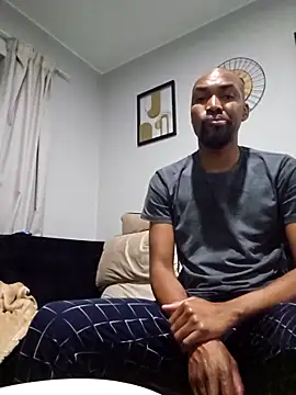 mojaymort online show from October 26, 2025, 8:20 pm