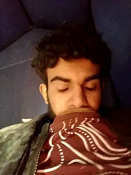 Snapshot of ParousFlow chatting on December 16, 2025, 10:52 am ParousFlow online show from December 16, 2025, 10:52 am