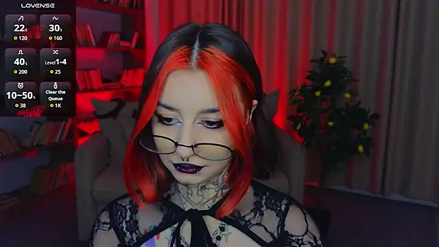 Snapshot of Mistress__Marcelline chatting on May 25, 2026, 1:49 am Mistress Marcelline online show from May 25, 2026, 1:49 am