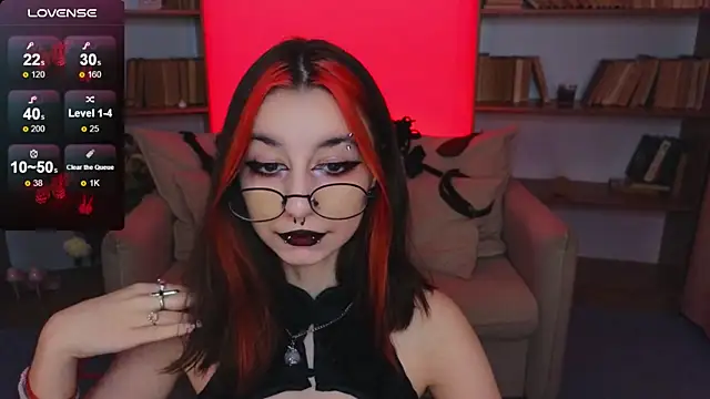 Snapshot of Mistress__Marcelline chatting on November 26, 2025, 9:42 am Mistress Marcelline online show from November 26, 2025, 9:42 am