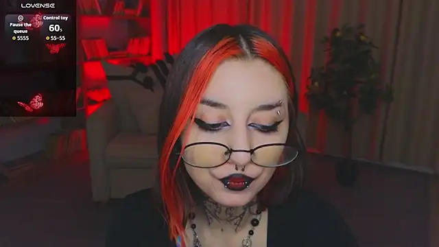 Snapshot of Mistress__Marcelline chatting on June 5, 2026, 6:52 am Mistress Marcelline online show from June 5, 2026, 6:52 am