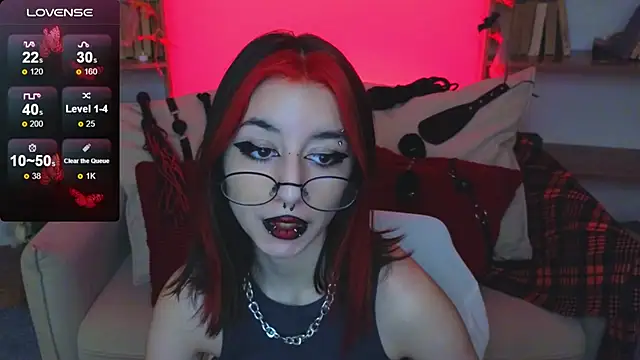 Snapshot of Mistress__Marcelline chatting on October 22, 2025, 9:20 am Mistress Marcelline online show from October 22, 2025, 9:20 am