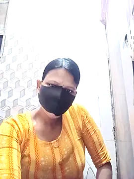 Snapshot of varnika chatting on November 7, 2025, 10:53 am varnika online show from November 7, 2025, 10:53 am