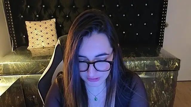 Snapshot of Soffi_betacur_b chatting on September 10, 2025, 3:05 am Soffi betacur b online show from September 10, 2025, 3:05 am