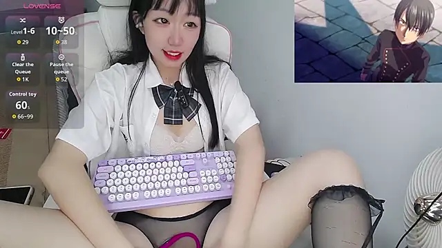 Snapshot of Angela-AMY chatting on October 17, 2025, 3:32 am Angela-AMY online show from October 17, 2025, 3:32 am