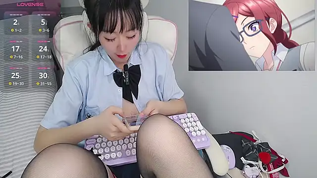 Snapshot of Angela-AMY chatting on November 6, 2025, 4:05 am Angela-AMY online show from November 6, 2025, 4:05 am