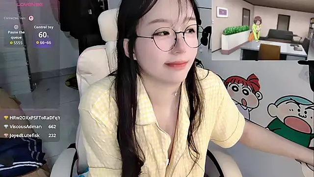 Snapshot of Angela-AMY chatting on July 28, 2026, 11:17 am Angela-AMY online show from July 28, 2026, 11:17 am