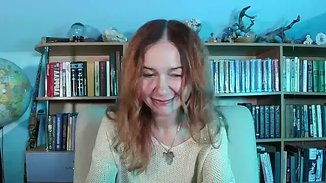 Snapshot of Foxilady357 chatting on November 19, 2025, 5:46 pm Foxilady357 online show from November 19, 2025, 5:46 pm