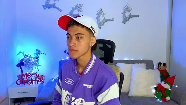 yulian vasquez online show from December 22, 2025, 12:27 pm