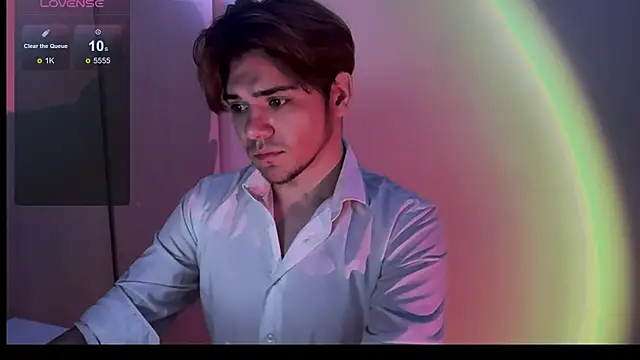 1RobertTT online show from October 6, 2025, 8:53 pm