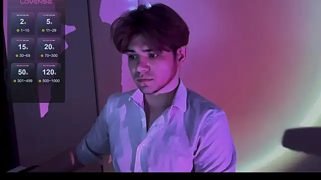 1RobertTT online show from September 9, 2025, 8:29 pm