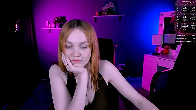 ellie fire1 online show from September 28, 2025, 9:22 pm