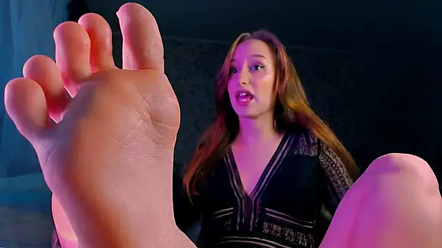 Snapshot of DarcySiren chatting on October 10, 2025, 8:59 am DarcySiren online show from October 10, 2025, 8:59 am