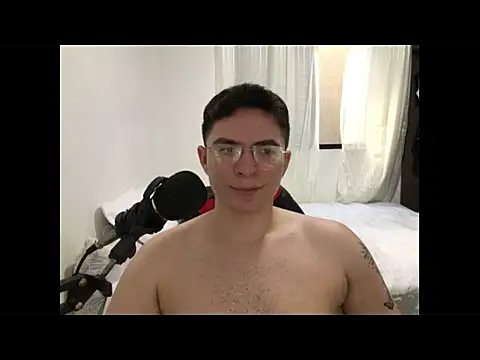 Snapshot of MatheusYoko chatting on May 27, 2026, 7:54 pm MatheusYoko online show from May 27, 2026, 7:54 pm