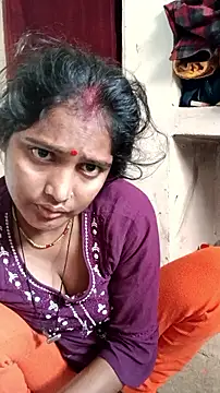 Guriya0076 online show from May 4, 2026, 2:26 am