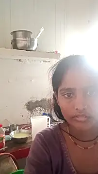 Guriya0076 online show from June 6, 2026, 4:07 am