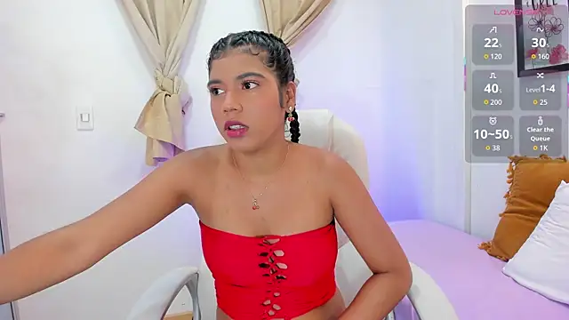 andrea sanchezz online show from October 14, 2025, 9:58 pm