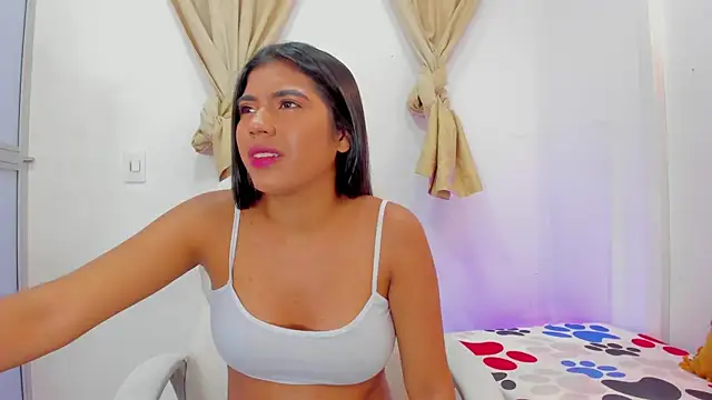 andrea sanchezz online show from December 5, 2025, 8:06 pm