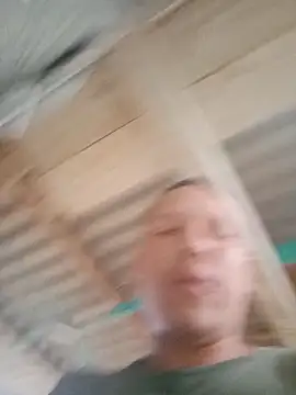 Snapshot of GaaraDiaz chatting on December 3, 2025, 10:42 pm GaaraDiaz online show from December 3, 2025, 10:42 pm