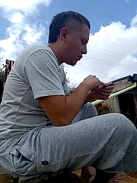 Snapshot of GaaraDiaz chatting on December 17, 2025, 3:17 pm GaaraDiaz online show from December 17, 2025, 3:17 pm