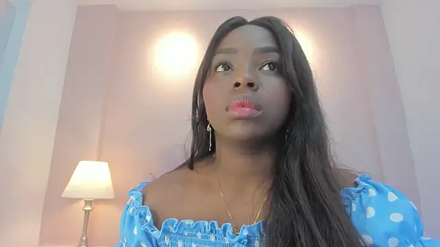 Snapshot of Melanyy_Ebonny chatting on November 24, 2025, 3:39 am Melanyy Ebonny online show from November 24, 2025, 3:39 am