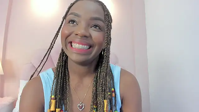 Snapshot of Melanyy_Ebonny chatting on December 14, 2025, 3:46 am Melanyy Ebonny online show from December 14, 2025, 3:46 am