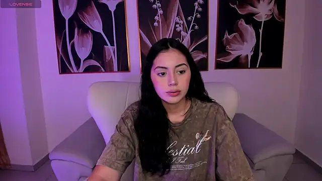 Snapshot of AmbarJames_ chatting on March 16, 2026, 12:09 pm AmbarJames online show from March 16, 2026, 12:09 pm