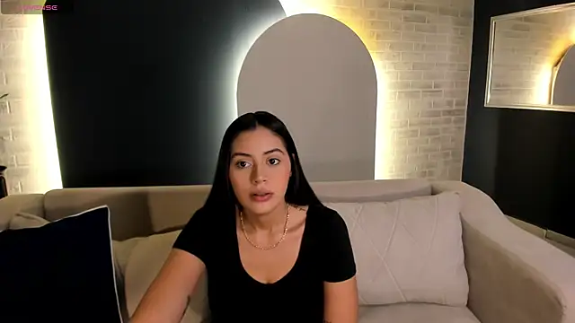 AmbarJames  online show from May 3, 2026, 11:26 am