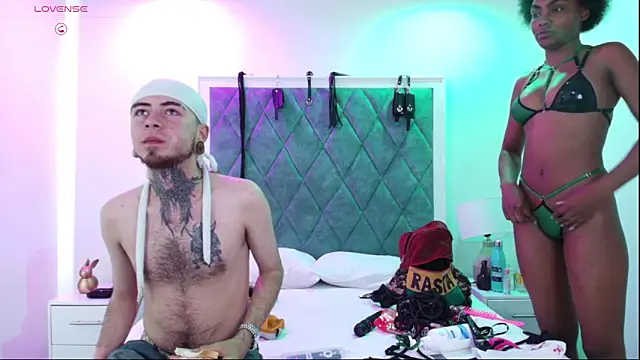 Asha zuri and adam online show from March 17, 2026, 12:41 pm