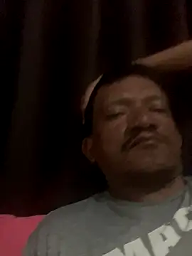 PIROCAGG21 online show from October 15, 2025, 10:07 pm