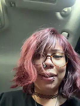 Snapshot of moan4mona chatting on July 28, 2026, 4:39 pm moan4mona online show from July 28, 2026, 4:39 pm