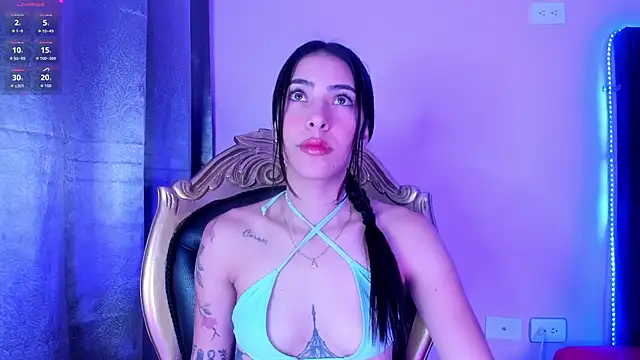 Snapshot of ValkaGrecco chatting on October 18, 2025, 11:23 am ValkaGrecco online show from October 18, 2025, 11:23 am