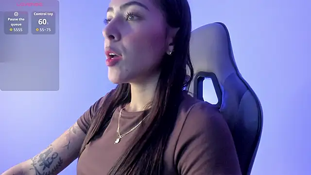 Snapshot of ValkaGrecco chatting on November 21, 2025, 3:05 am ValkaGrecco online show from November 21, 2025, 3:05 am