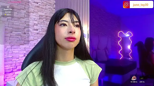 juno tay online show from November 20, 2025, 11:55 am