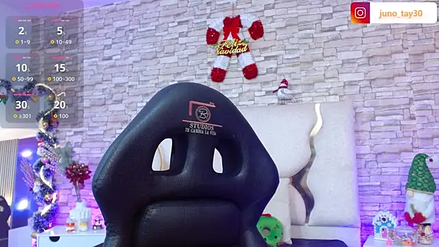 juno tay online show from November 29, 2025, 11:43 am