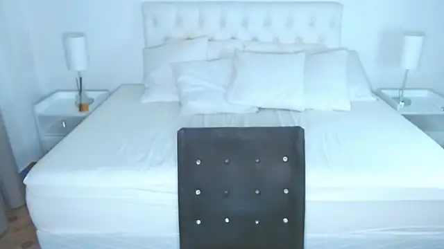 mr hunterx online show from July 2, 2026, 3:23 am