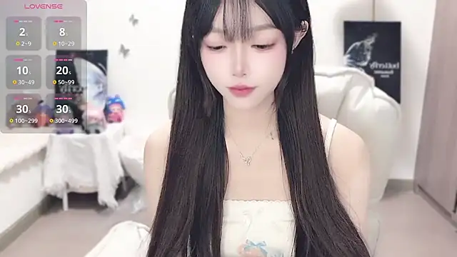 Snapshot of -EEBABY chatting on November 26, 2025, 8:31 pm -EEBABY online show from November 26, 2025, 8:31 pm