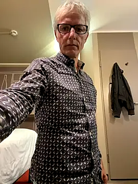 Snapshot of SexyLeon8 chatting on September 17, 2025, 4:42 pm SexyLeon8 online show from September 17, 2025, 4:42 pm