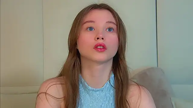 Snapshot of KeiraAsti chatting on June 15, 2026, 6:07 pm KeiraAsti online show from June 15, 2026, 6:07 pm