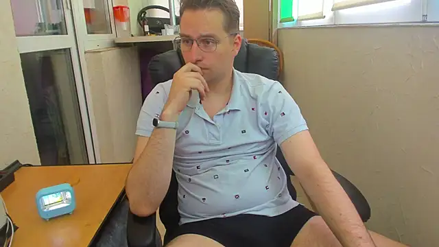 romiosabrino online show from May 16, 2026, 12:48 pm
