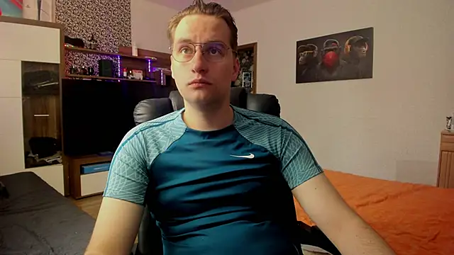 romiosabrino online show from May 13, 2026, 10:00 am